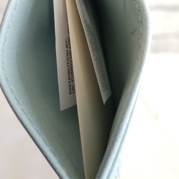 Loungefly Lilo and Stitch Tropical Duckling Disney Cardholder Wallet New - Picture 12 of 14